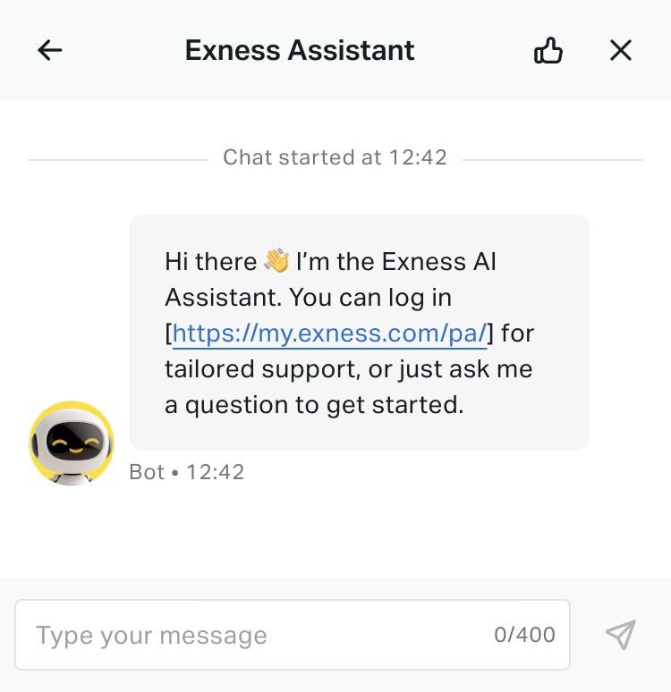 Exnessのログイン画面で開いたチャット。Exness Assistant が英語で最初のメッセージを表示し、下に400文字までの入力欄がある