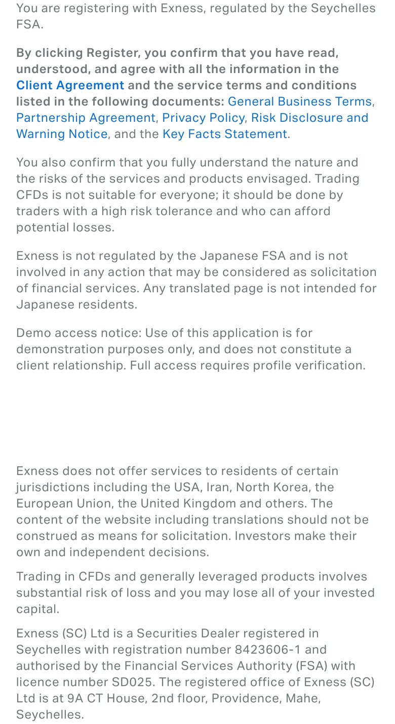 Exnessの口座開設の画面の下にある英語の注記。Exnessは日本の金融庁(Japanese FSA)の規制を受けておらず、翻訳されたページは日本の居住者に向けたものではないと書かれている。サービスを提供しない地域として米国・イラン・北朝鮮・欧州連合・英国などが挙げられている