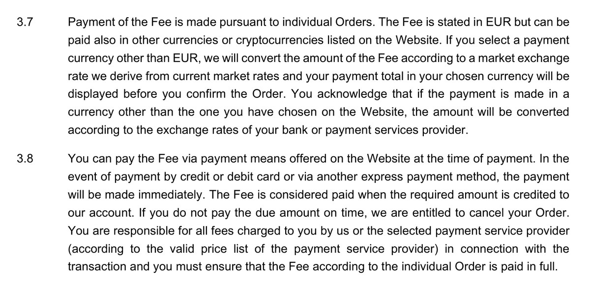 FTMO Challenge Terms and Conditionsの3.7と3.8。料金はユーロで表示し、ほかの通貨や仮想通貨でも払える。ユーロ以外を選ぶとFTMOのレートで換算し、確定前に合計を表示する。サイトで選んだ通貨と違う通貨で払うと、銀行や決済事業者のレートで換算される。カードなどの即時の方法はすぐに支払われ、着金した時点で支払い済みとなる。期限までに払わないと注文を取り消せる。FTMOと決済事業者の手数料は利用者が負担し、料金は全額払う、と書かれている